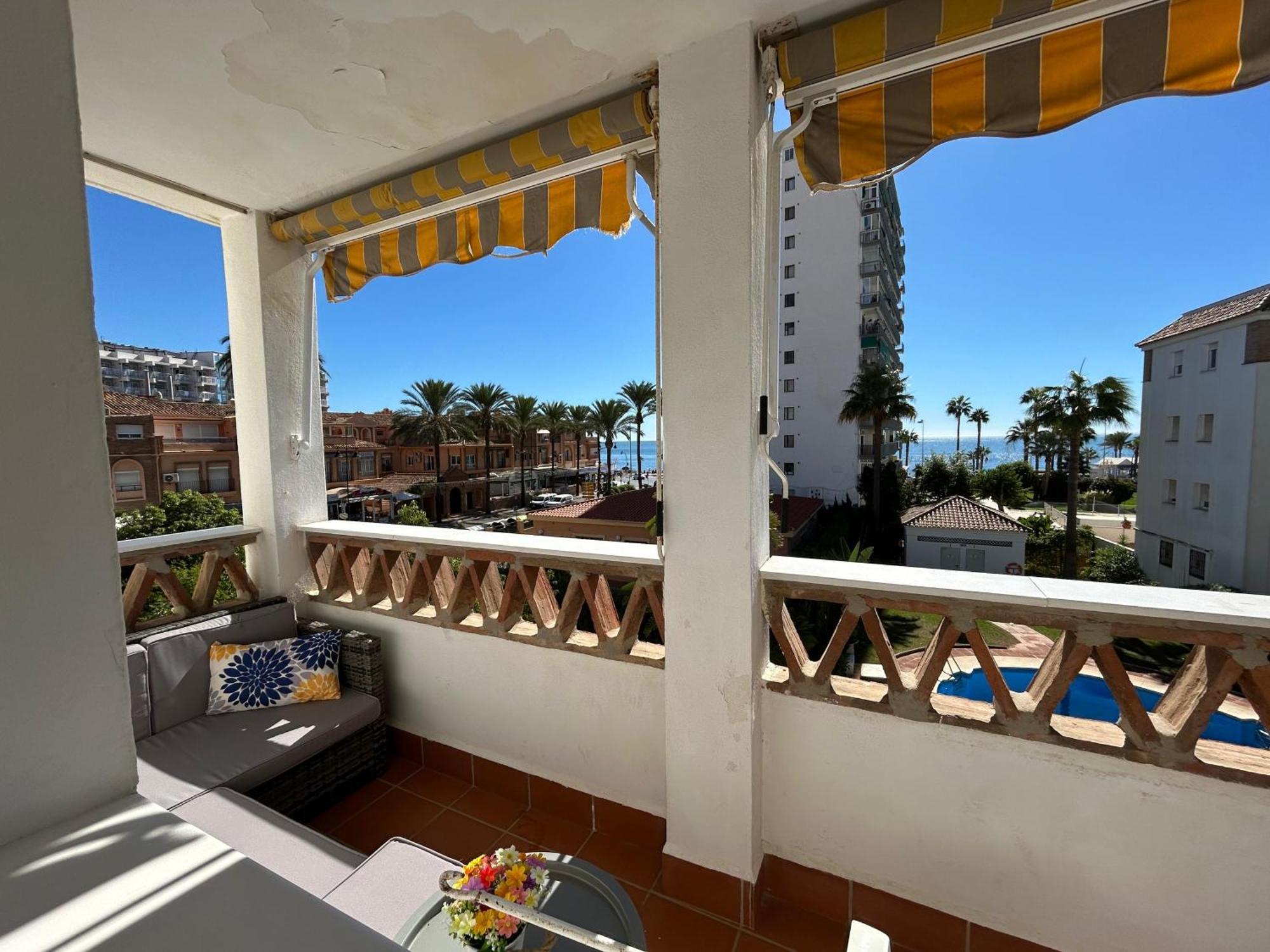 Holidays & Home Ii, 3 Habitaciones, Piscinas ,150 Metros Playa Benalmadena Exterior photo